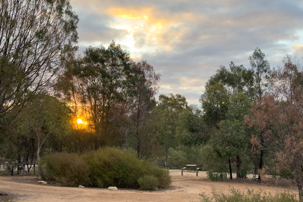 Sonnenuntergang am Mt. Stapylton Campground
