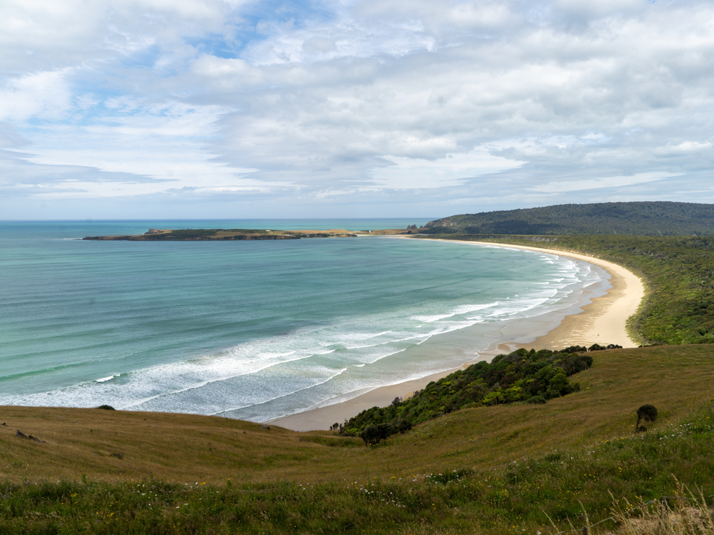 Aussicht vom Florence Hill Lookout auf die Tautuku Bay