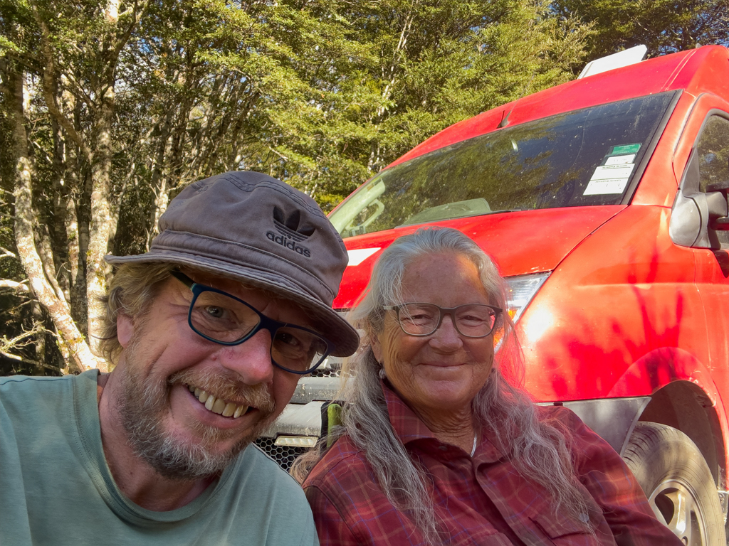 Selfie: Noch haben JoMa gut Lachen in der Deer Valley Campsite