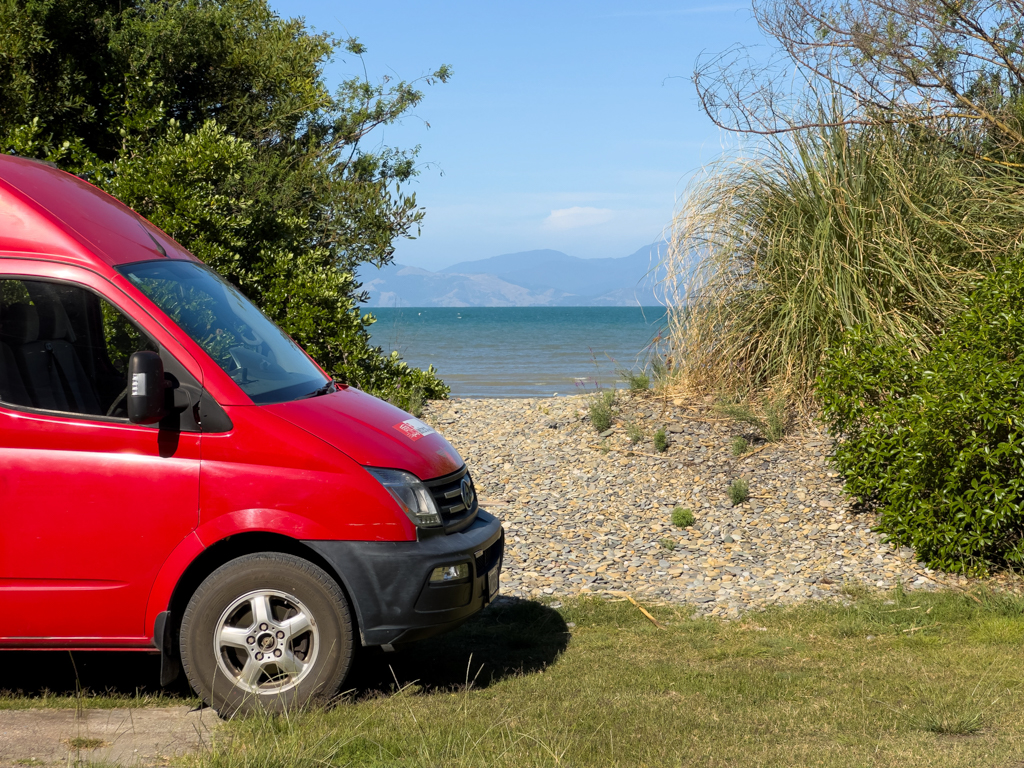 Gleich neben uns gehts zur Beach