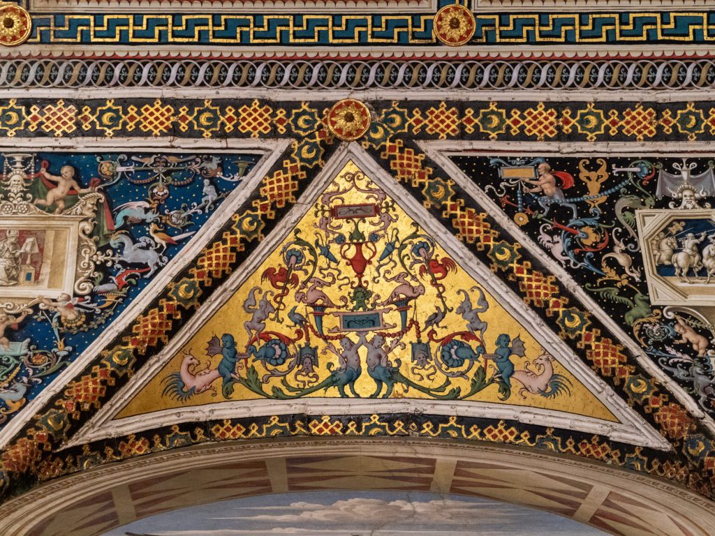 Im Dom-Museum, Siena