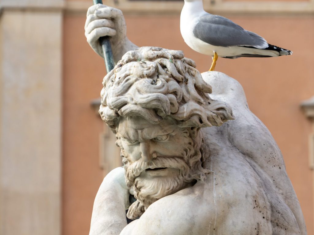 Brunnenfigur mit Möwe in Rom