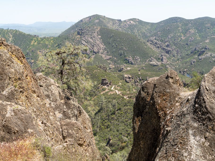 Pinnacles National Park, High Peaks - Bear Gulch Loop