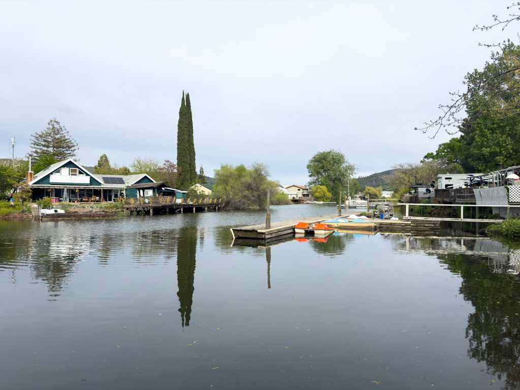 Clear Lake, Island Drive