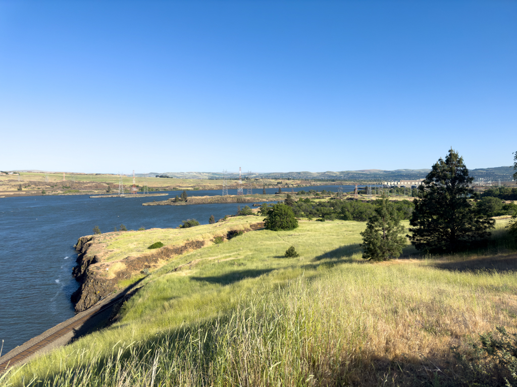 Aussicht auf den Columbia River beim Columbia Gorge Discovery Center & Museum