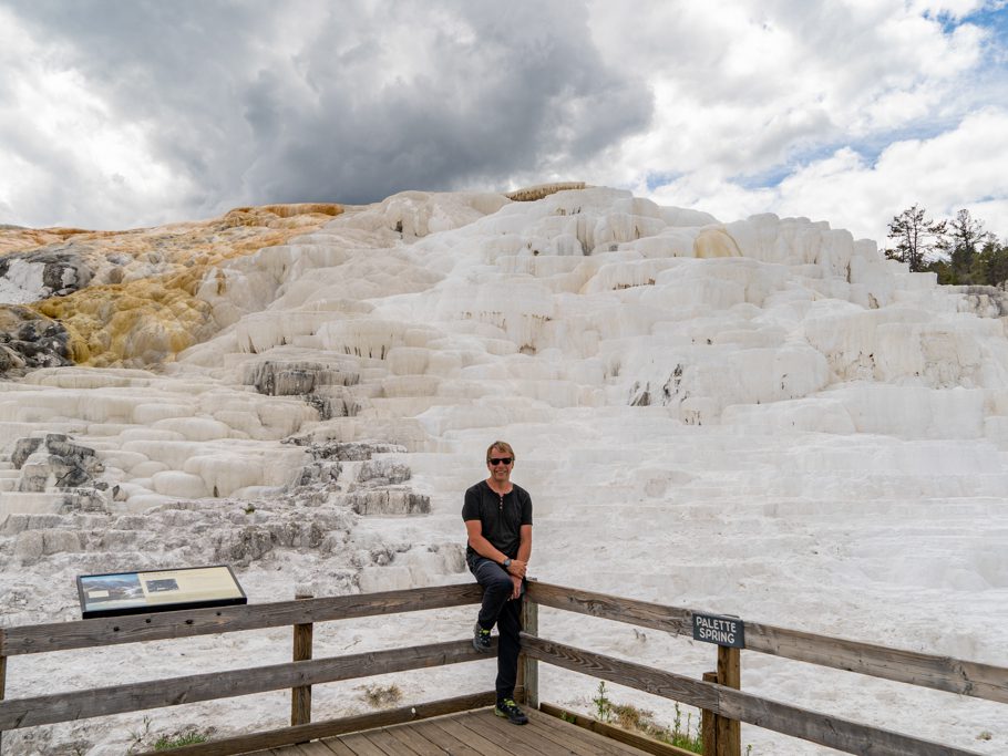 Mammoth Hot Springs und Sinterterrassen