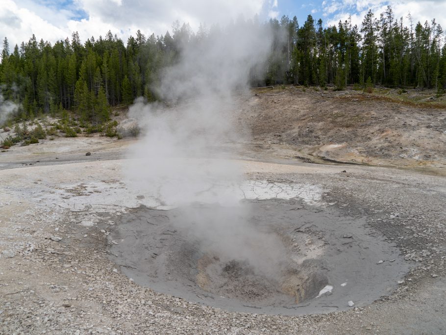Norris Geyser Basin