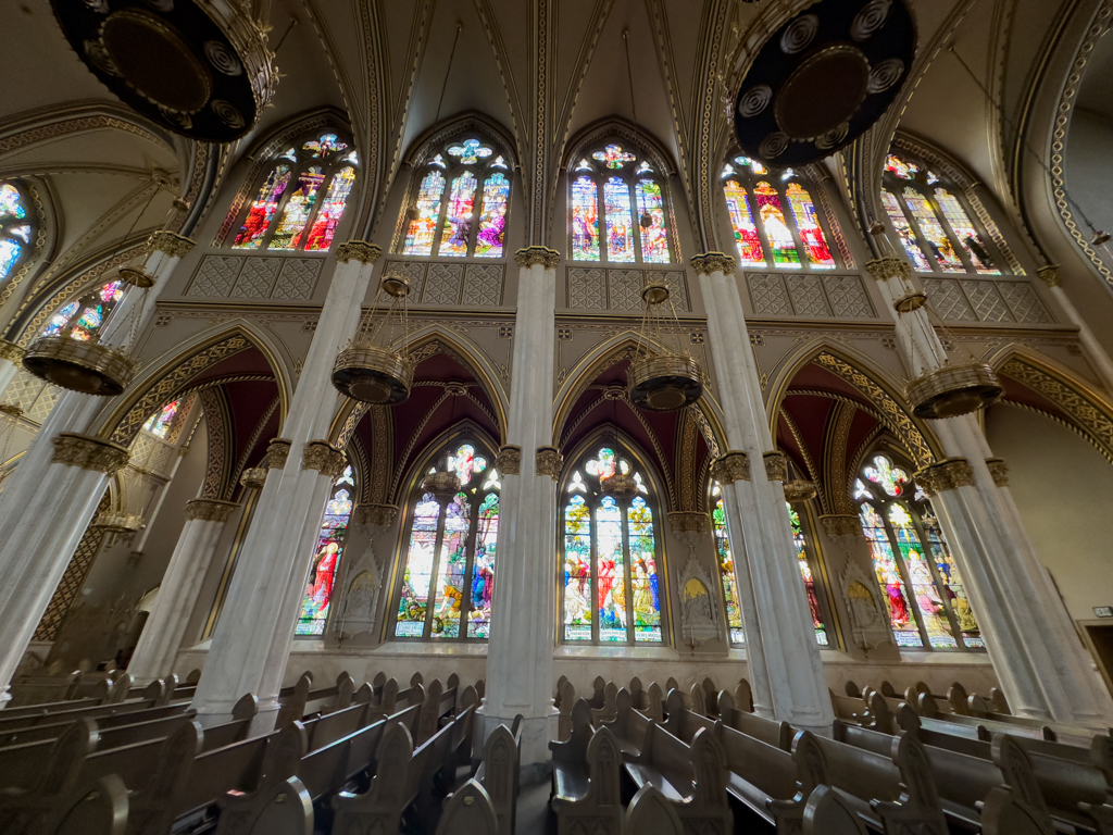 Kirchenfenster in der Kathedrale in Helena, Montana