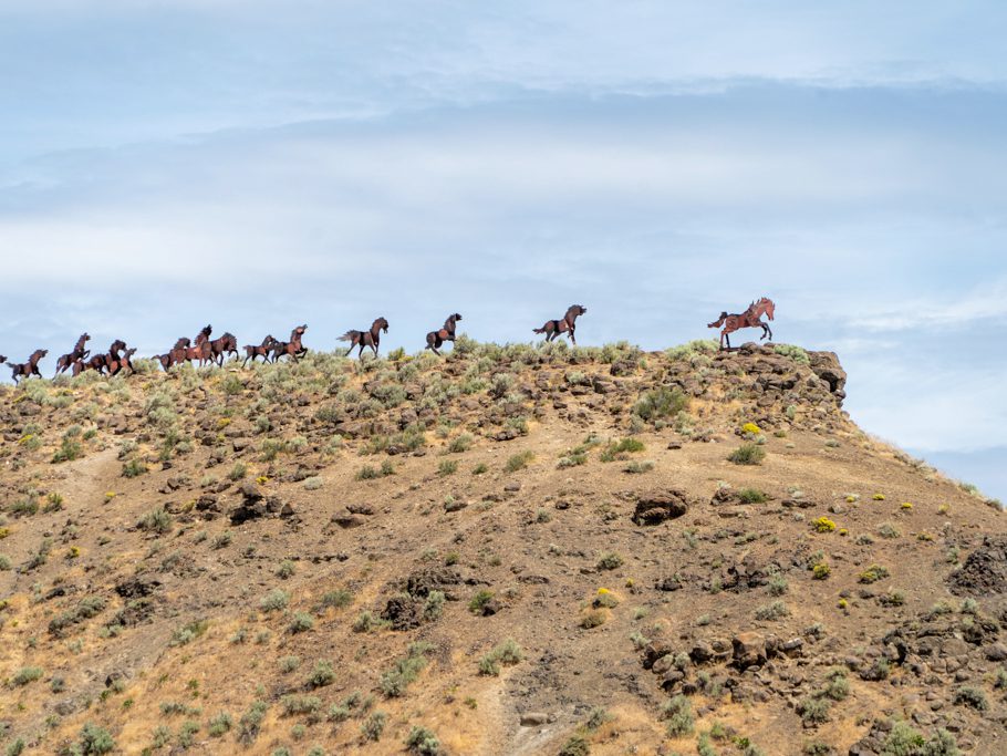 The Twelve Horse Monument, Vantage, Columbia River