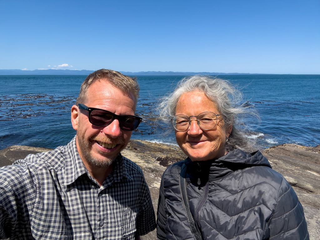 Ein kühler Wind weht JoMa am Salt Creek Point um die Ohren