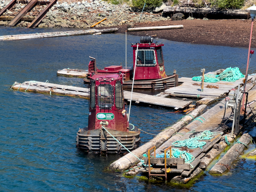 Logging, Transport der Baumstämme über's Meer