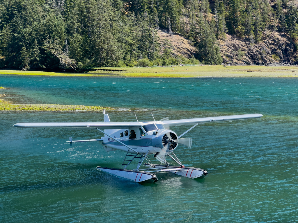 Wasserflugzeug auf dem Inlet bei Gold River