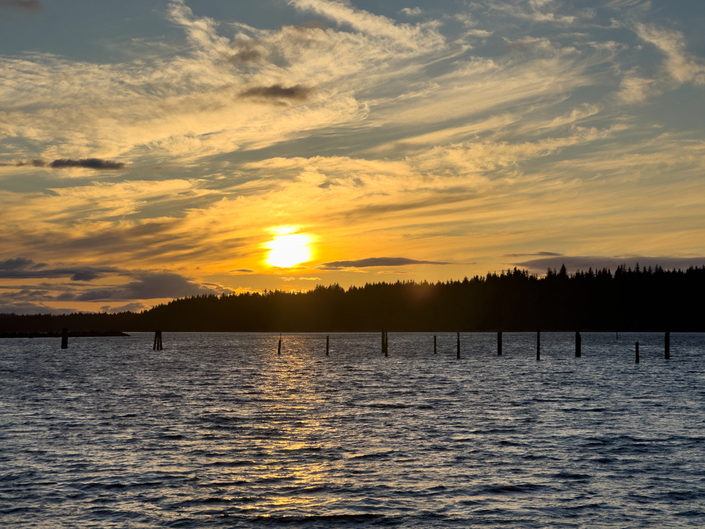 Sonnenuntergang in Port McNeill