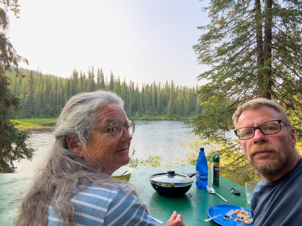 Abendessen am Morley River