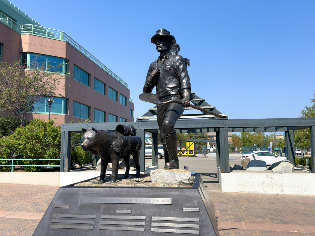 Klondike Statue, Whitehorse