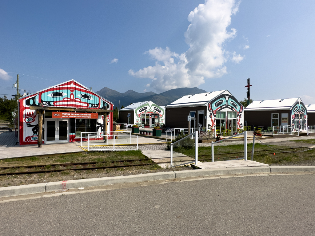 Visitor Center, Verpflegung und Souvenirs für Touristen in Carcross