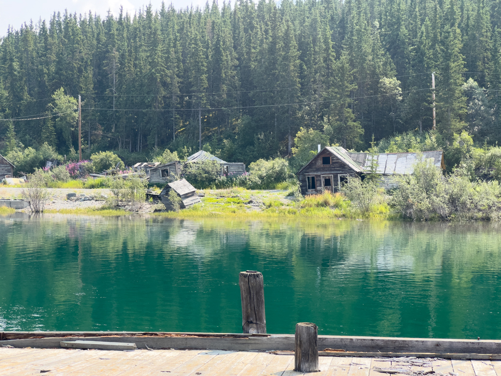 Ruinen aus besseren Zeiten, bei Carcross