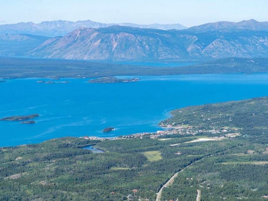 Monarch Mountain: Aussicht auf Atlin