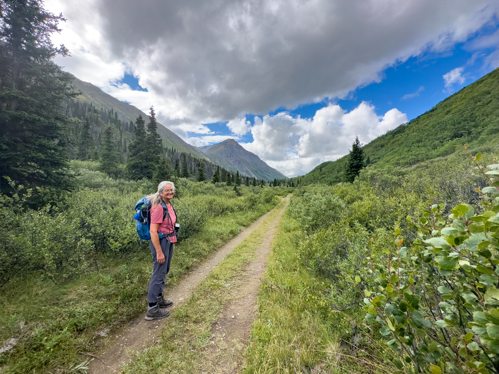 Ma auf der Wanderung zum Saint Elias Lake