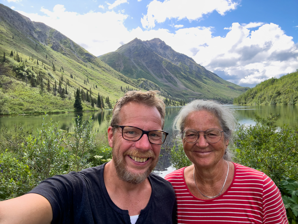 JoMa am Saint Elias Lake