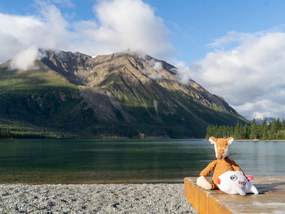 Meine Wenigkeit Mo mit Sam am Kathleen Lake mit King's Throne Peak im Hintergrund