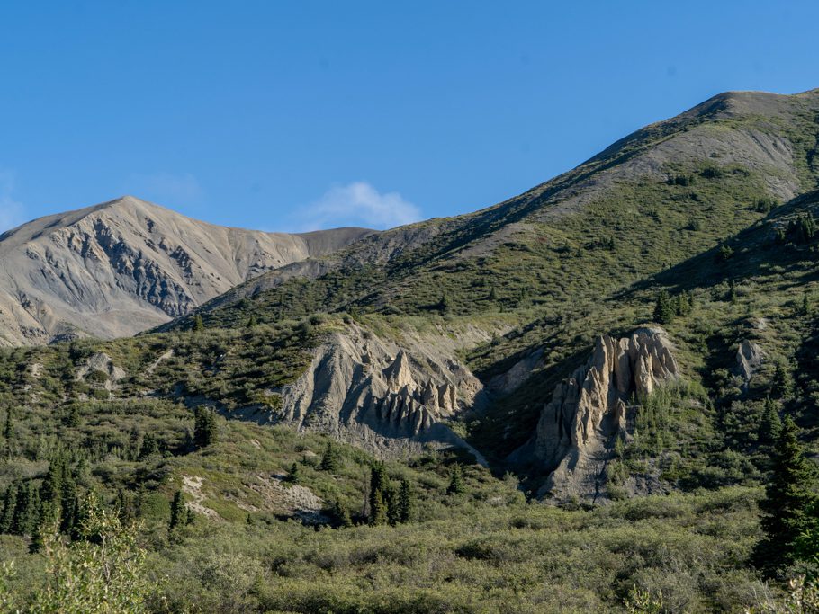 Ausgewaschene Felsen beim Sheep Creek Trail