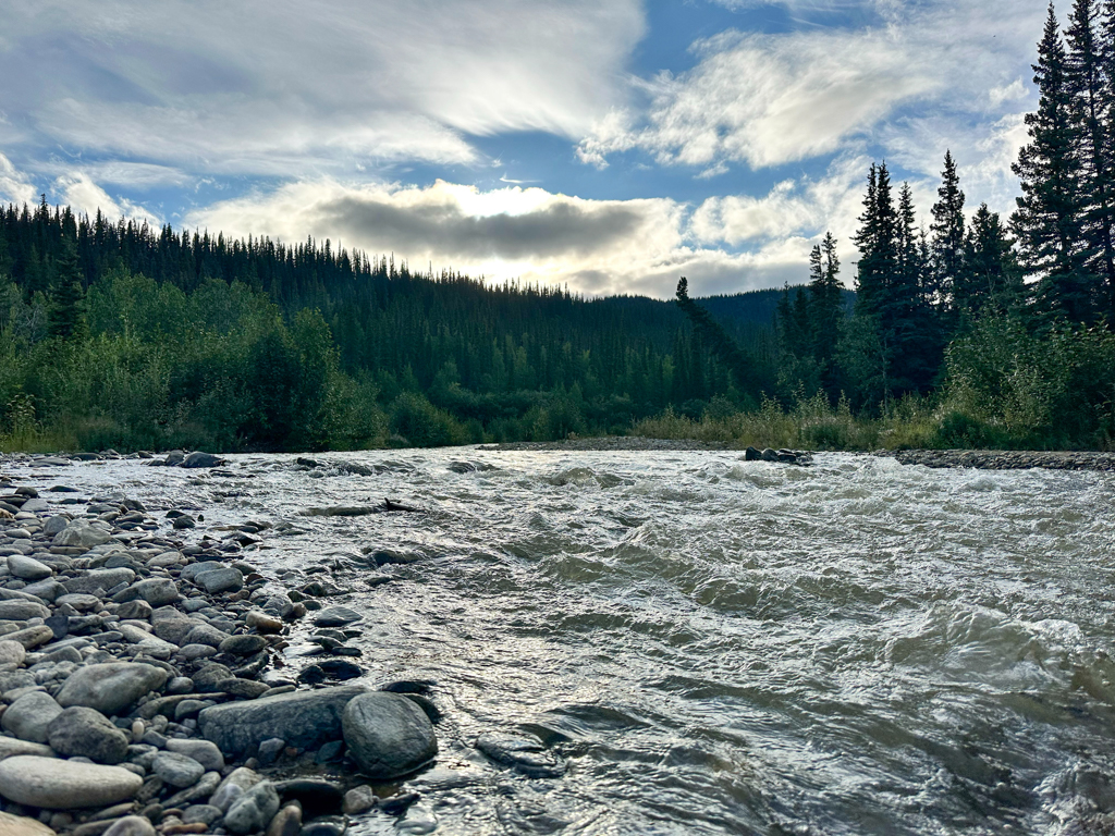 Fluss hinter der Eagle Trail State Recreation Site