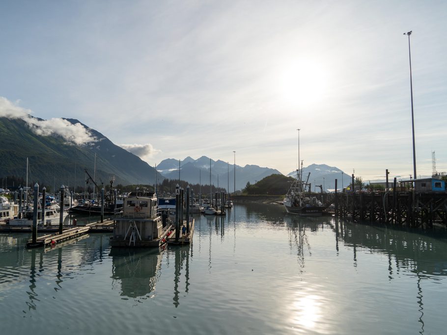Morgenstimmung im Hafen von Valdez