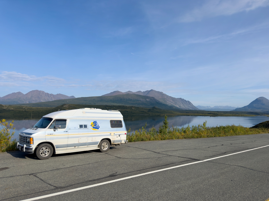 Morgenstimmung auf unserem Parkplatz am Denali HW