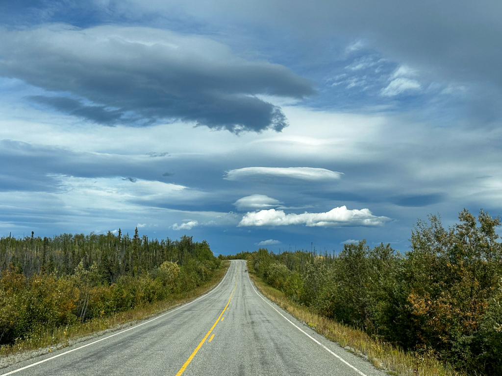 Taylor Highway nach Chicken, Alaska: Eigenartige Stimmung