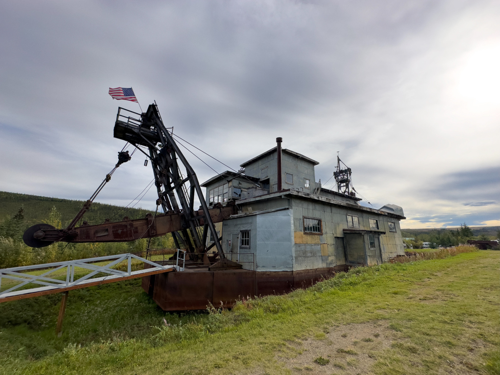 Goldschürf-Maschine "Dredge"