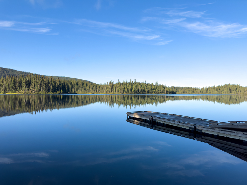 Badesteg am Tatchun Lake