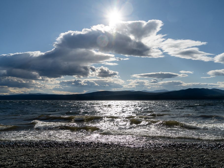 am windigen Teslin Lake