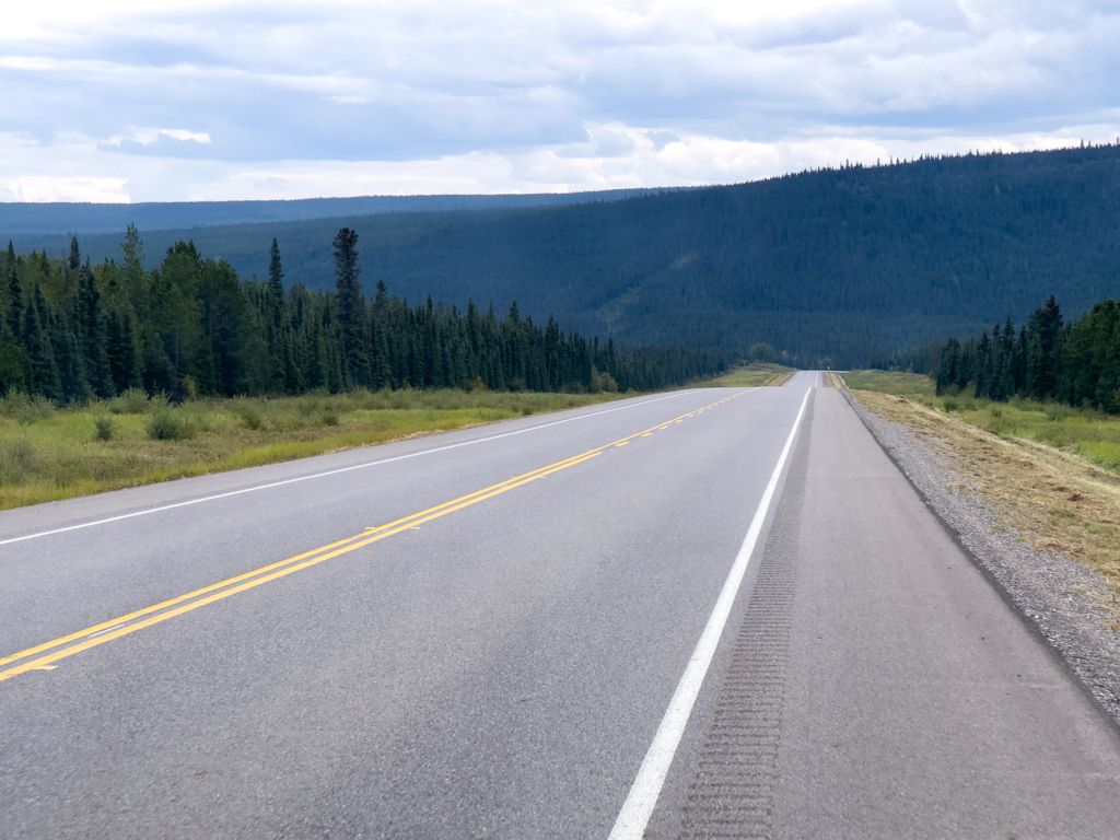 Alaska Highway, südlich von Fort Nelson