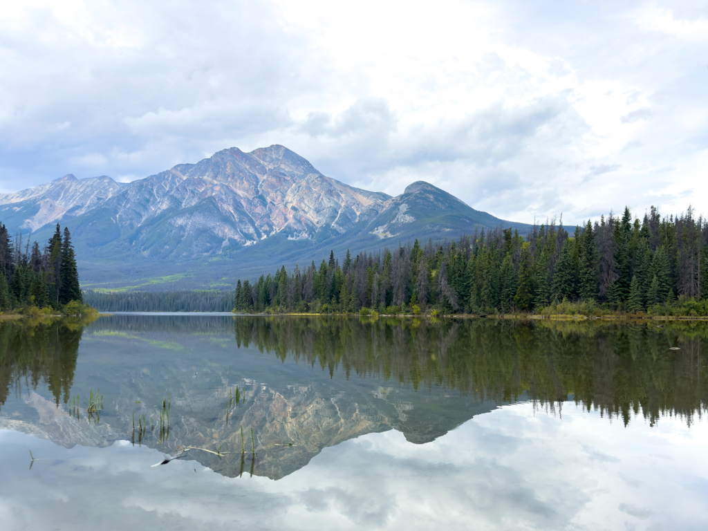 Pyramid Lake, Jasper