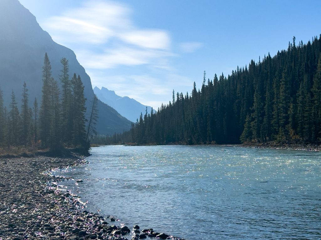 Zmittag im Rapard Creek am North Saskatchewan River