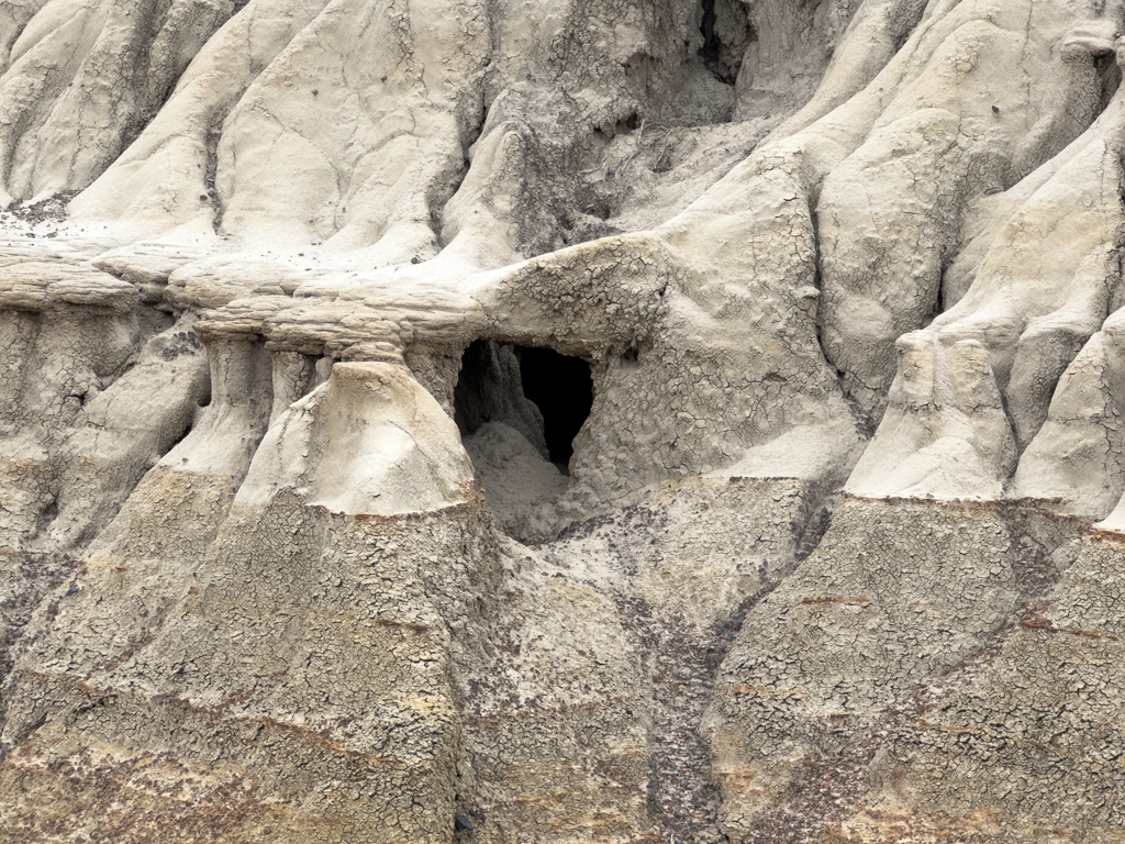 Hoodoos und ausgewaschene Gesteinsformationen im Horseshoe Canyon, Drumheller
