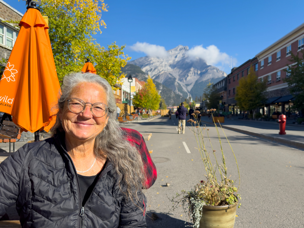 Ma auf der Mainstreet in Banff