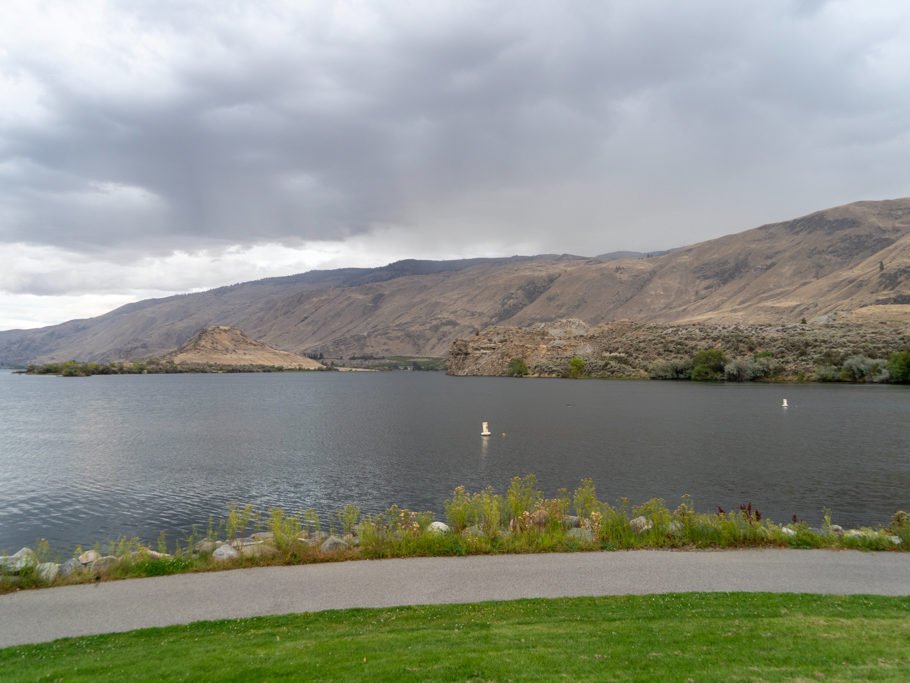 Aussicht von unserem Zeltplatz Lincoln Rock State Park auf den Columbia River