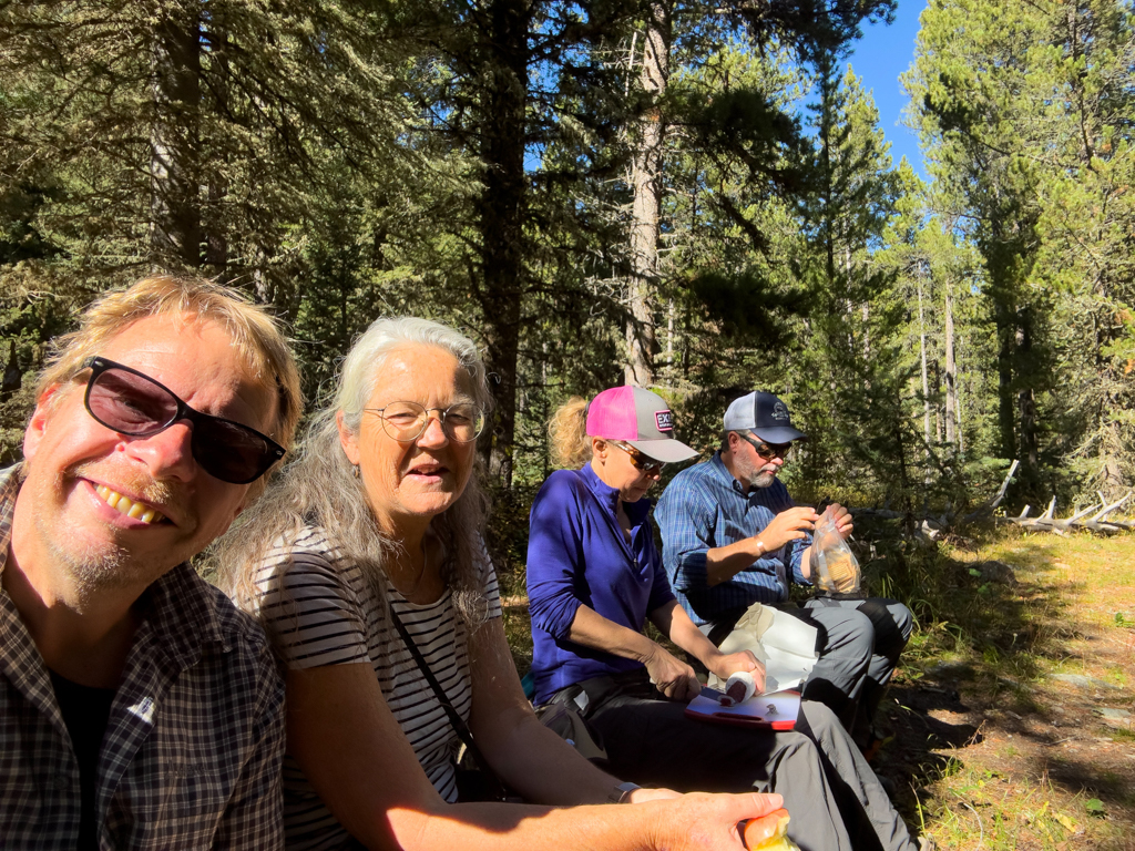 leckere Pause während der Wanderung