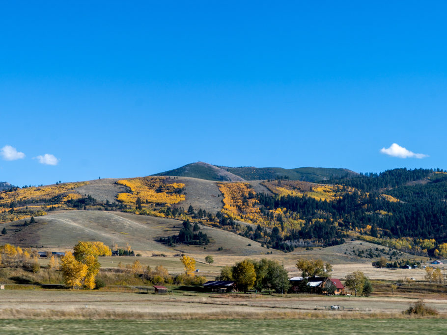 Leuchtendes Farbenspiel der Landschaft