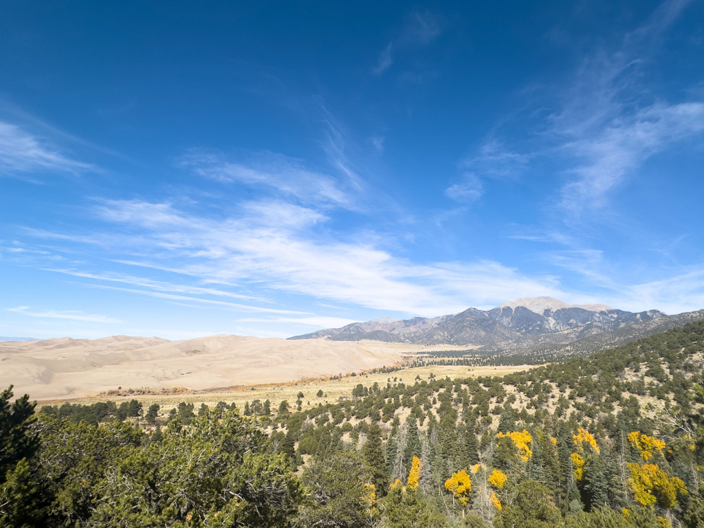 Blick auf Landschaft vor den Great Sand Dunes