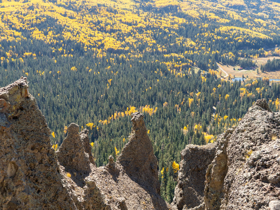 Blick vom Wolf Creek Pass hinab ins Tal