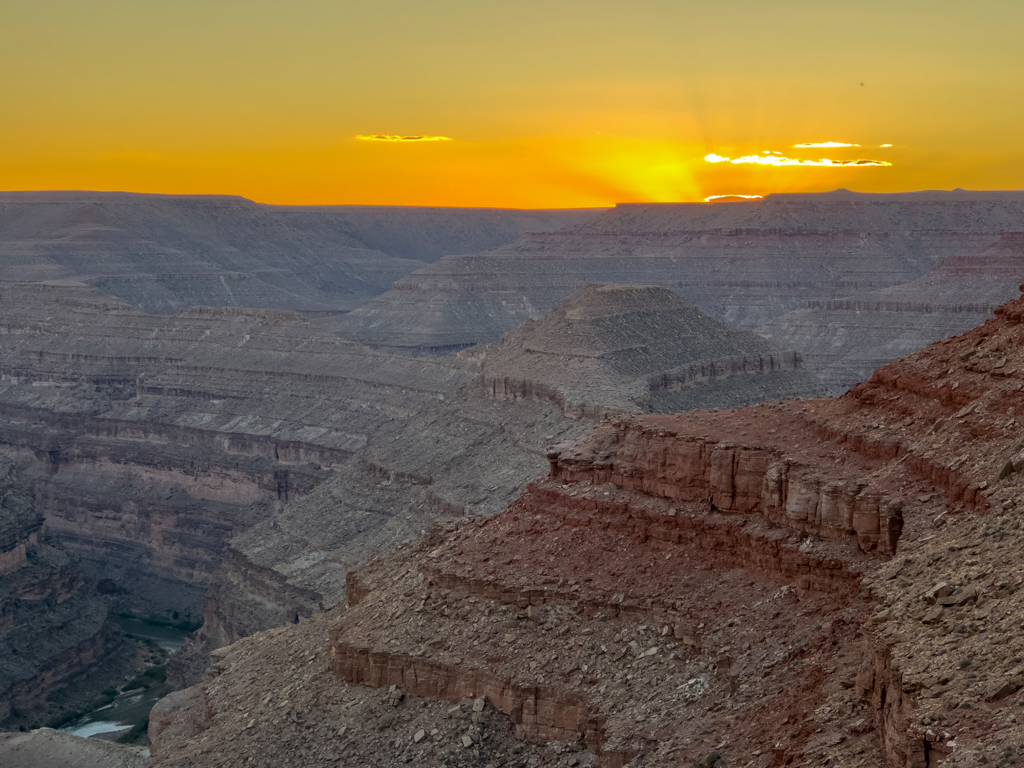 Goosenecks Campground nach Sonnenuntergang