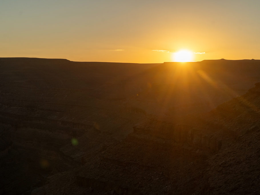 Goosenecks Campground bei Sonnenuntergang