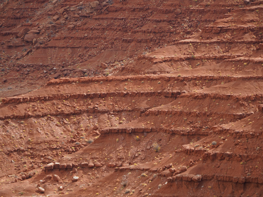 Zimtroter Fels im Monument Valley
