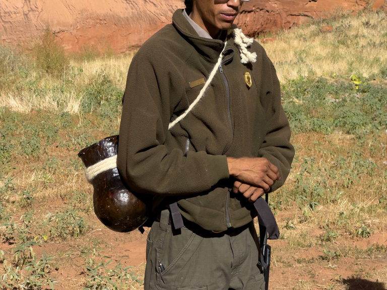 Casey, unser Guide im Canyon de Cheilly mit Navajo-Wurzeln