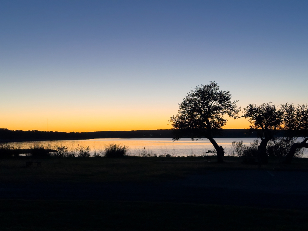 Abendhimmel kurz nach Sonnenuntergang am Brownwood Campground