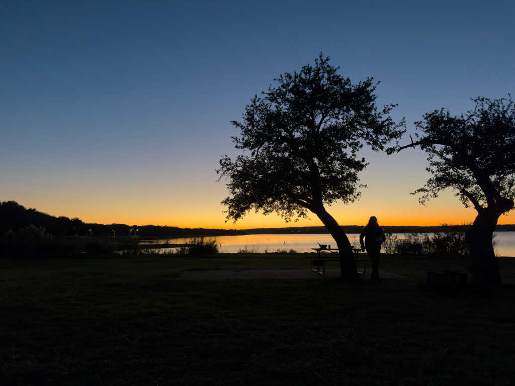 Abendhimmel kurz nach Sonnenuntergang am Brownwood Campground
