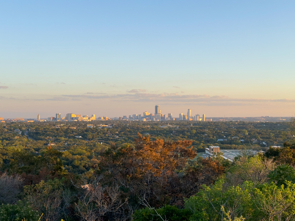 Aussicht vom Mt. Bonnell auf Downtown Austin